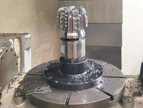 PDC diamond drill bit