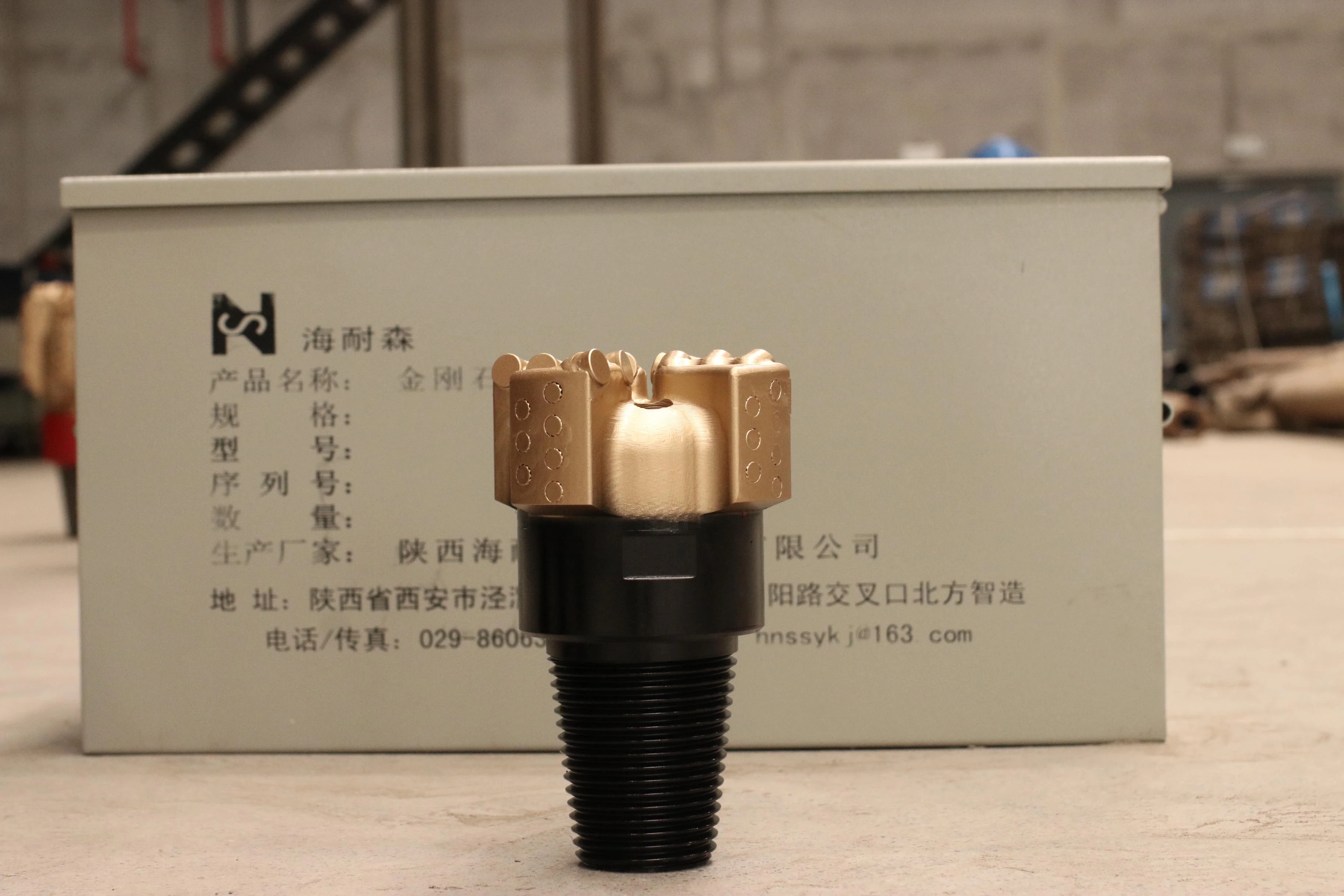 94Mm PDC Flat Top Sintered Drill Bit manufacturers 94Mm PDC Flat Top Sintered Drill Bit manufacturers