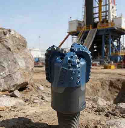 Optimal formations for 3 Blades PDC Rock Bit operations