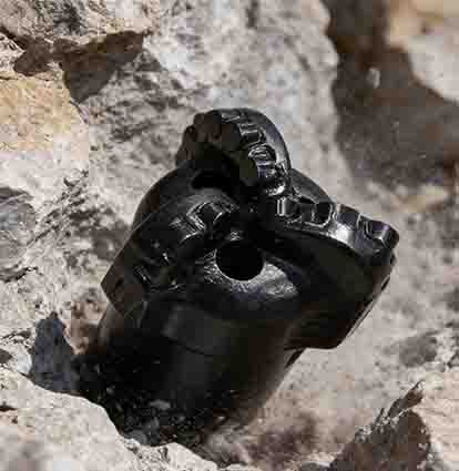 113mm Three Wing Arc Angle Drill Bit Design for Efficient Rock Penetration