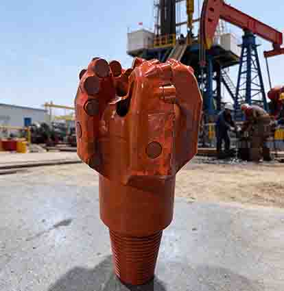 How Do Diamond Drill Bits Improve Oil Rig Drilling Efficiency?