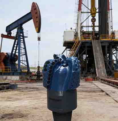 Three-blades vs. cross-bit: which drills faster?