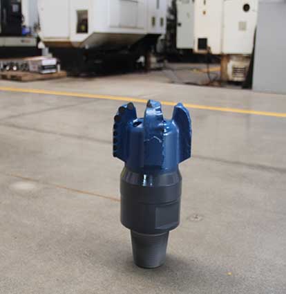 Comparison of Diamond Drill Bit Oil Rig vs. Conventional Bits